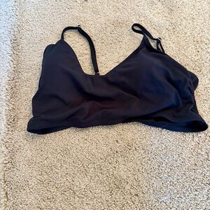 Black Wireless Bikini Top with Adjustable Straps - Women Swim Bikinis